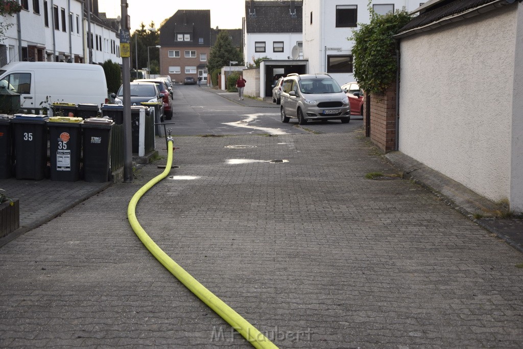 Feuer 2 Vollbrand Reihenhaus Roggendorf Berrischstr P126.JPG - Miklos Laubert